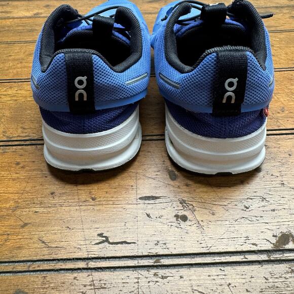 On Cloud‎ Swiss engineering running shoes Preloved size 6Y - Picture 11 of 11